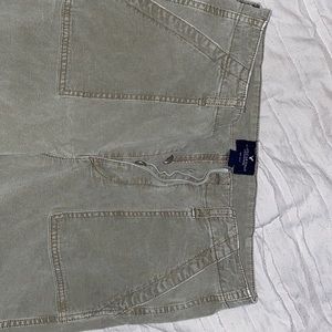 Cute army green American eagle pants.